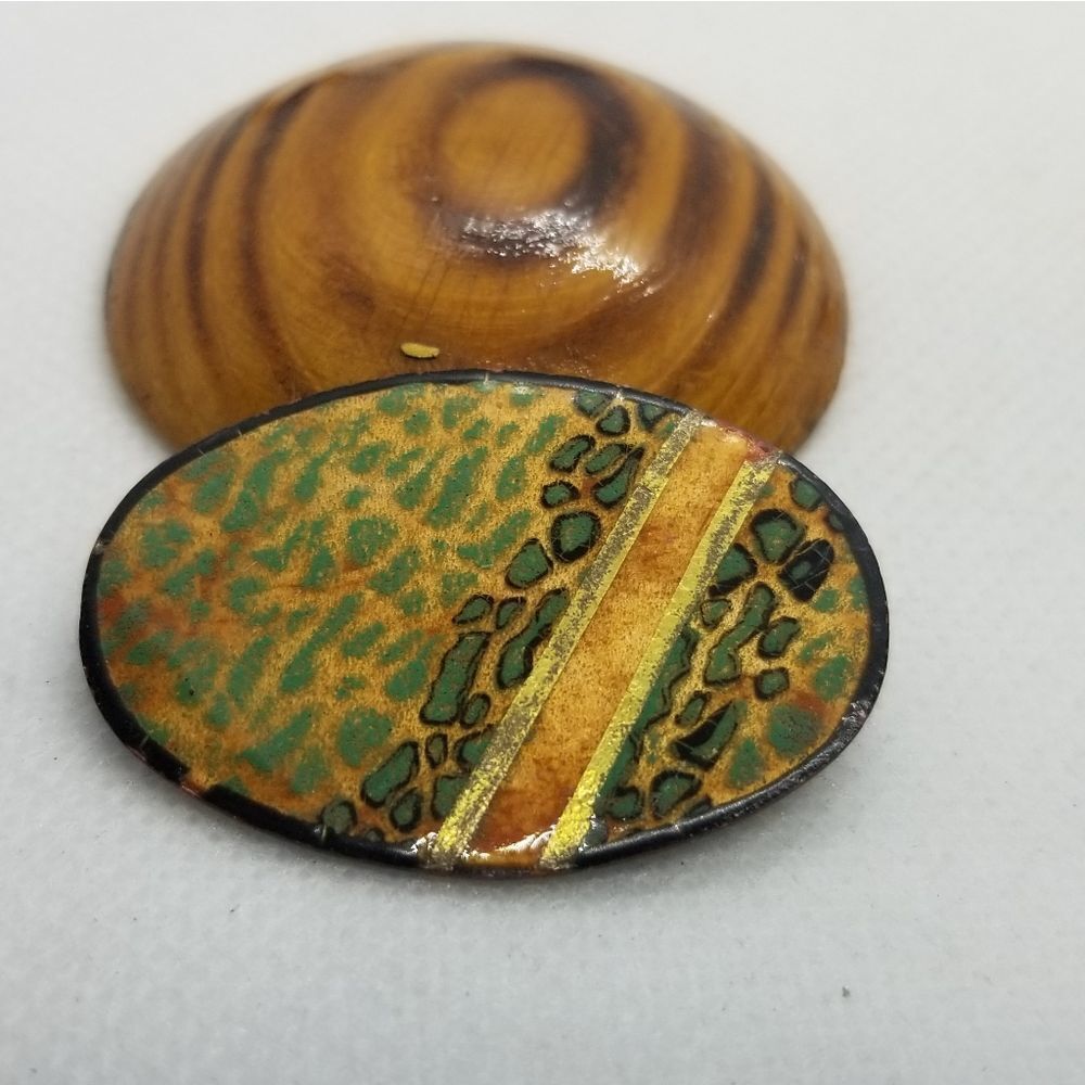 Kw vintage 1980 ugly sweater brooch